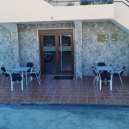 Hostal Nuevo Alonso Bembribe Extérieur photo