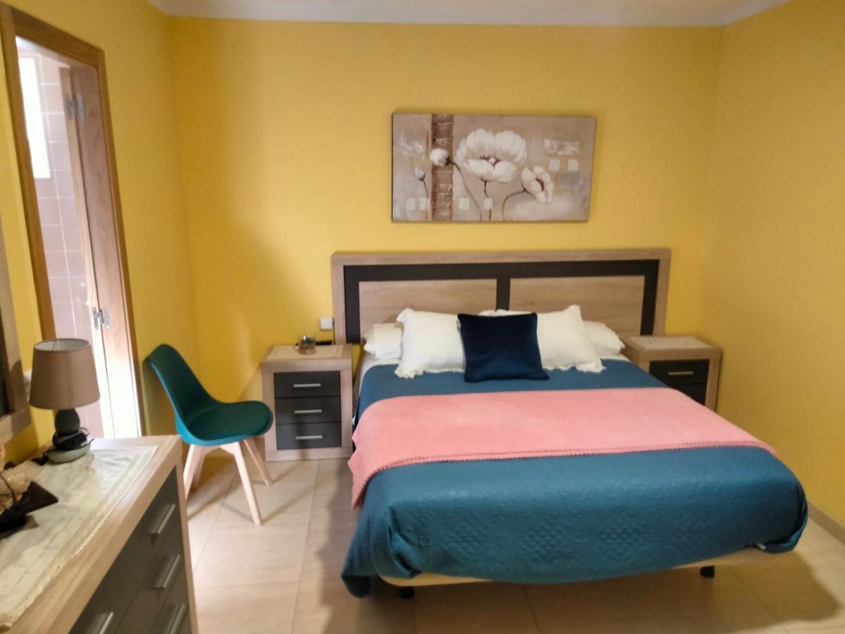 Hostal Nuevo Alonso Bembribe Extérieur photo